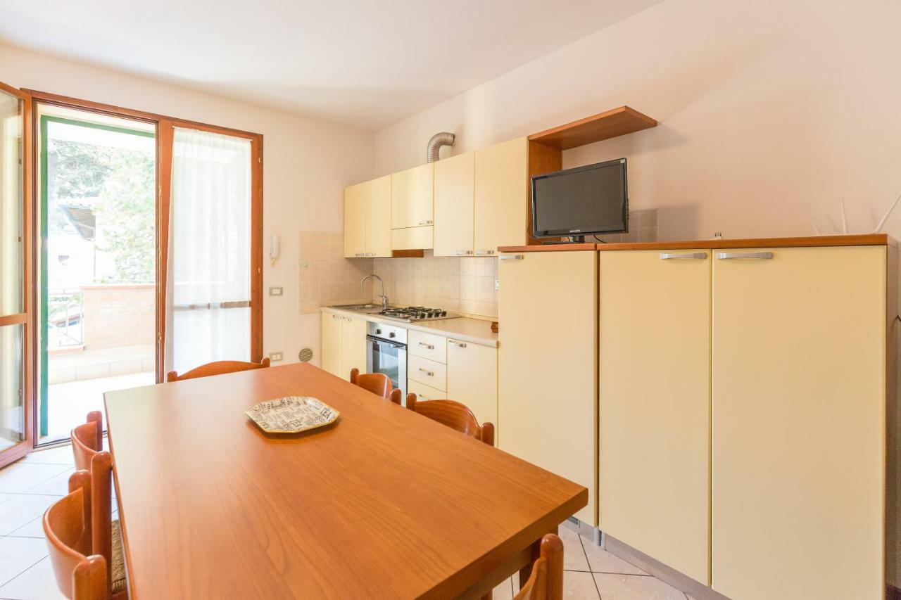 Le Terrazze Apartments 리도 디 스피나 외부 사진