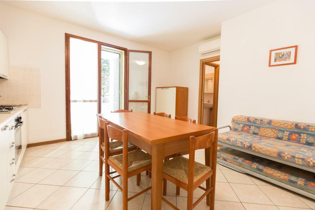 Le Terrazze Apartments 리도 디 스피나 외부 사진