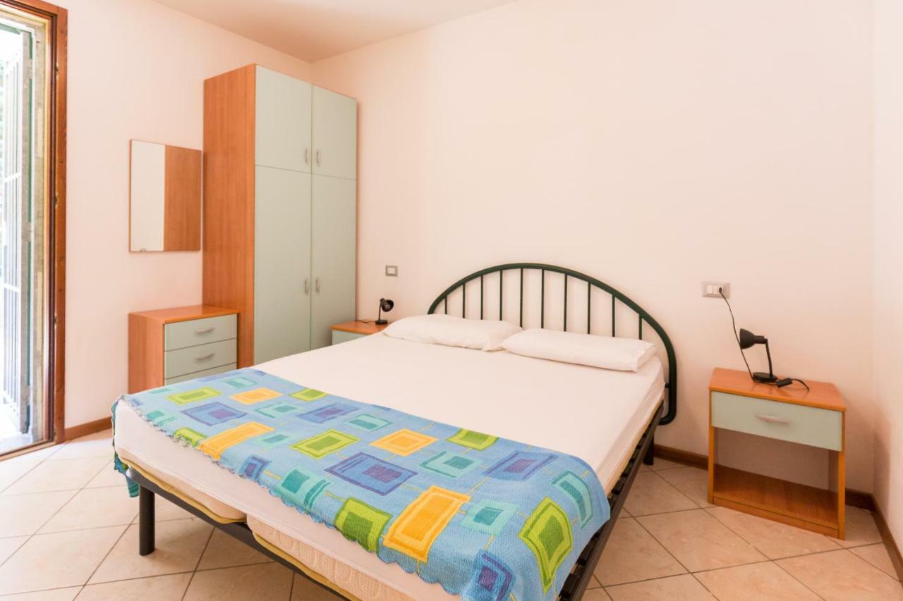 Le Terrazze Apartments 리도 디 스피나 외부 사진