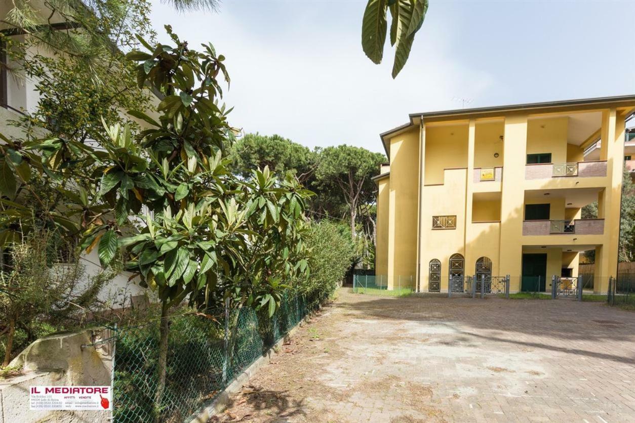 Le Terrazze Apartments 리도 디 스피나 외부 사진